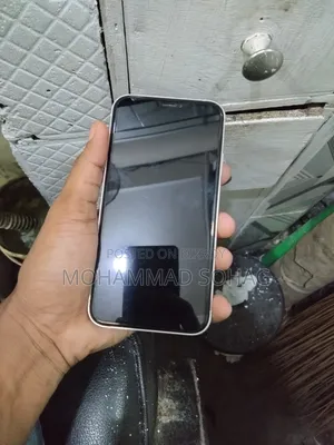 Apple iPhone XR 128 GB White
