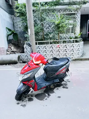 হোন্ডা ডিও ২০১৮ লাল