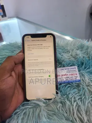Apple iPhone XR 128 GB Red