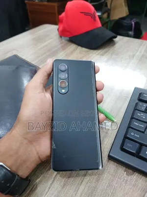 স্যামসাং গ্যালাক্সি জেড ফোল্ড৩ ৫জি ২৫৬ জিবি ব্ল্যাক