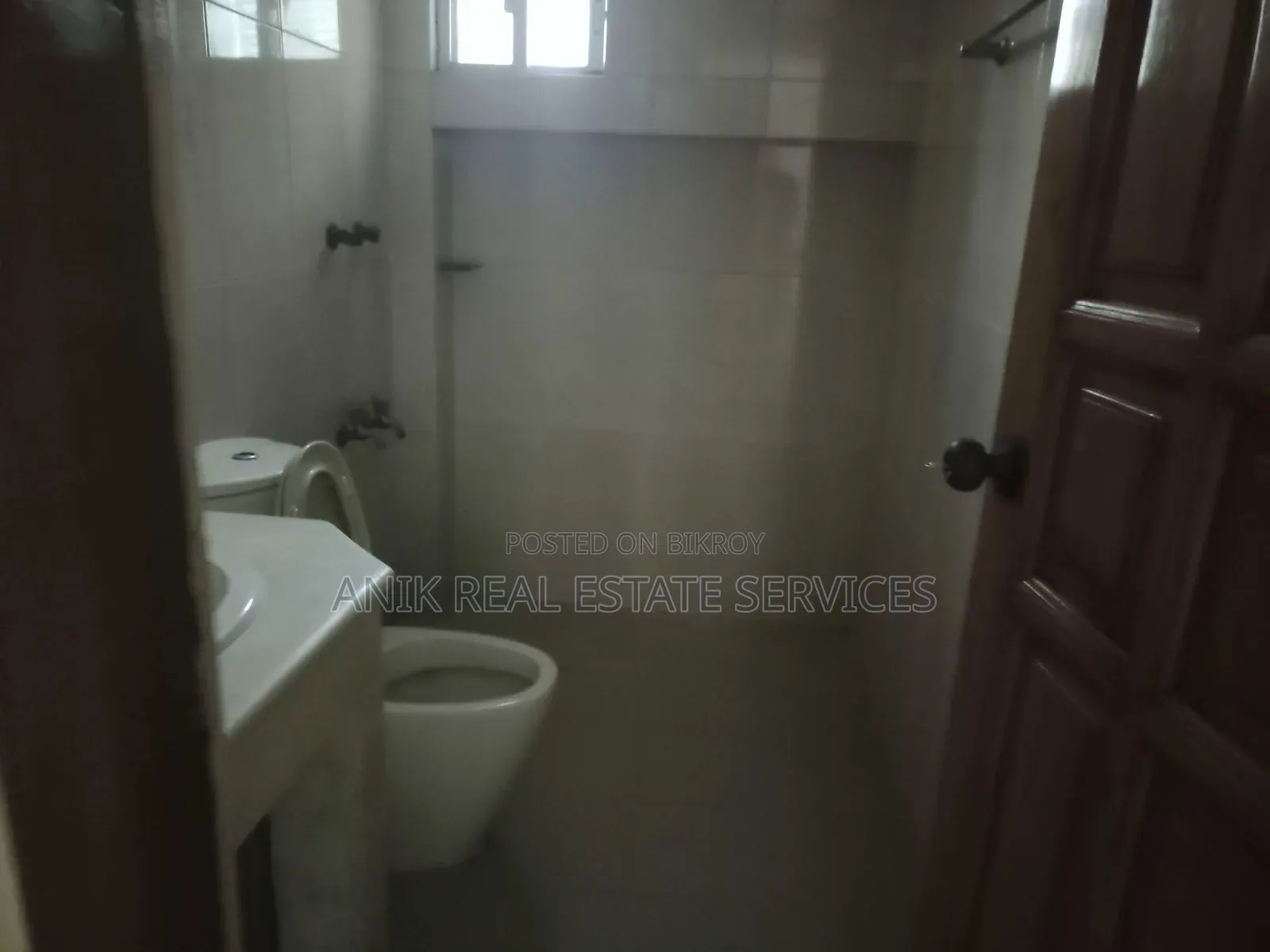 3 Bedroom Apartment in Anik Real Estate, Gulshan for Rent