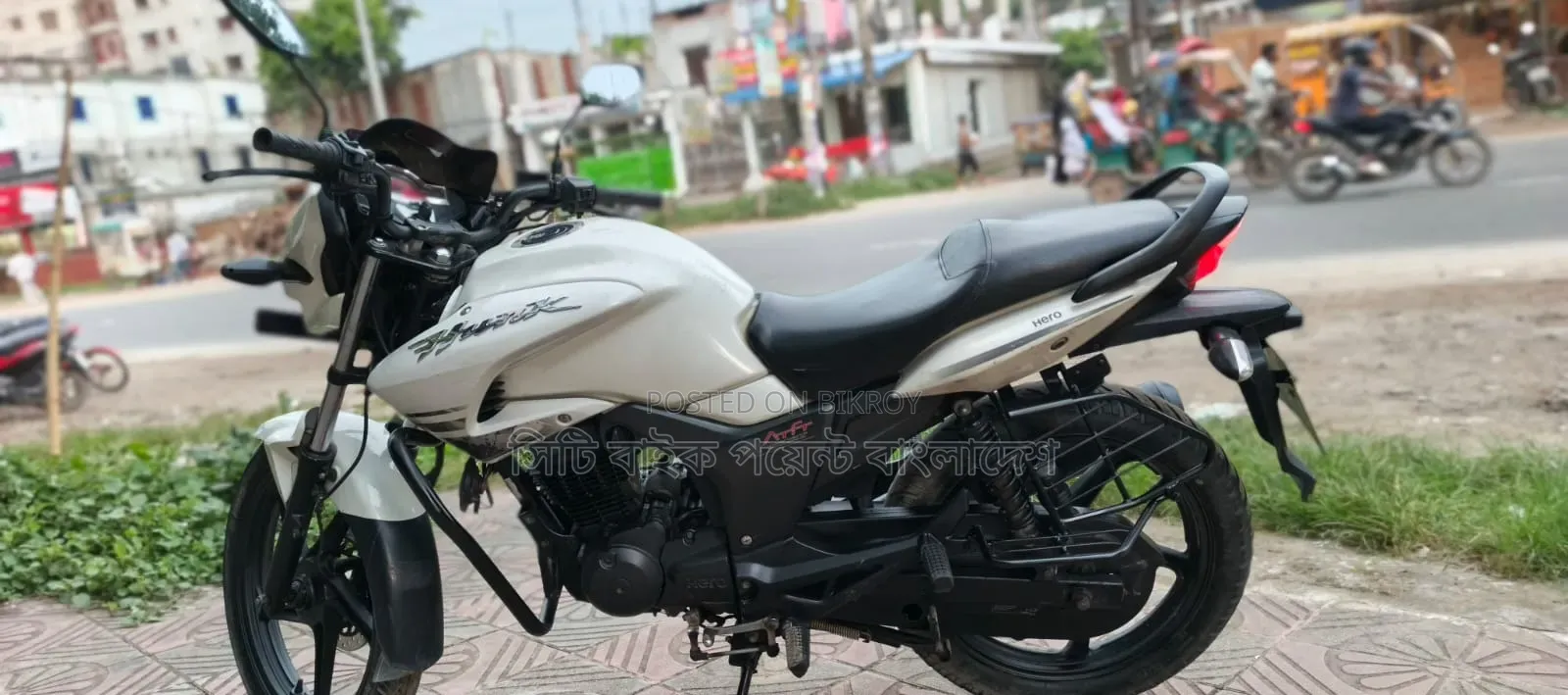 হিরো হাংক ২০১৯ হোয়াইট