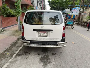Toyota Probox 2004 White
