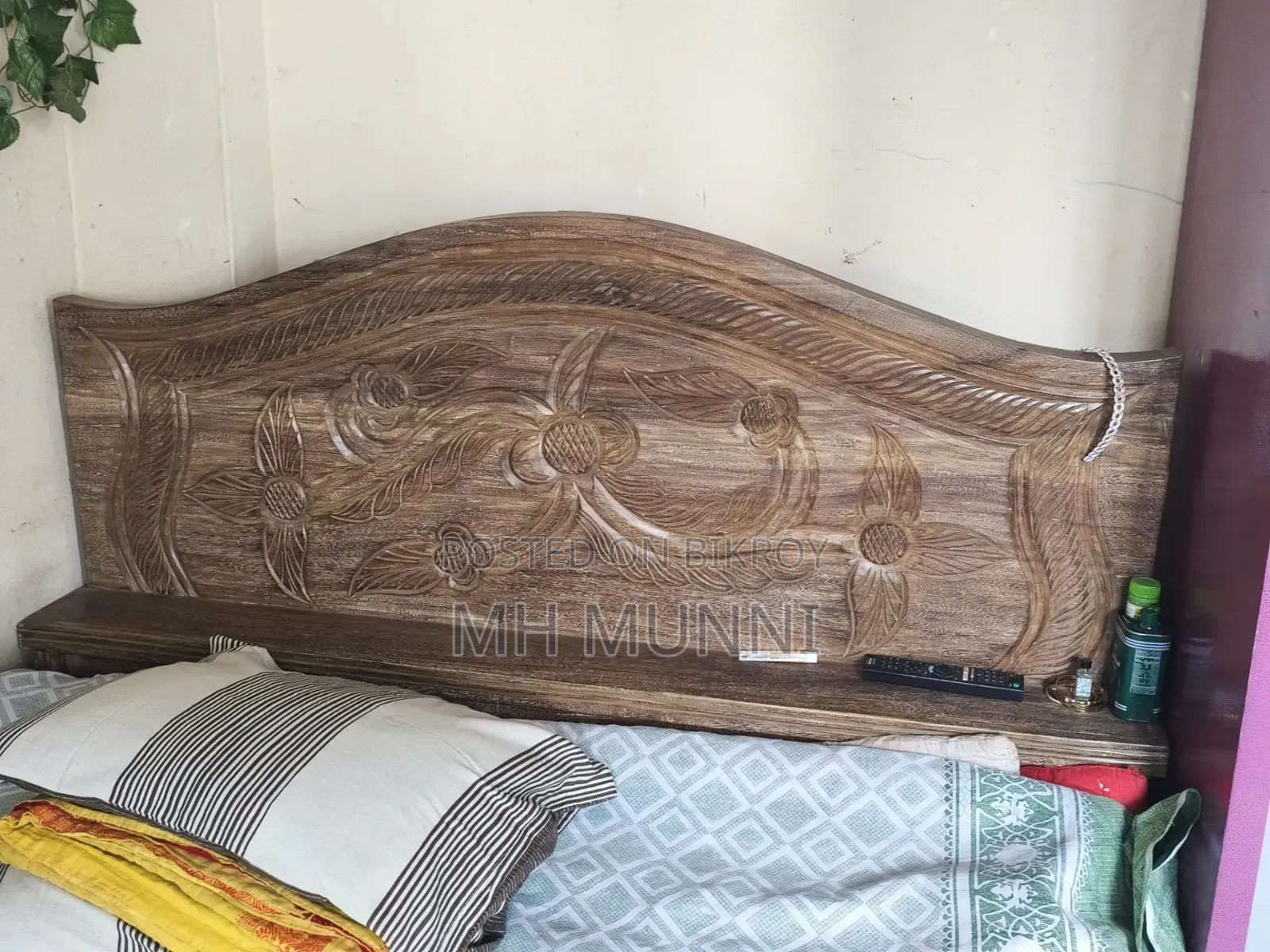 আকাশ মনি কাঠের খাট বিক্রয়ের জন্য