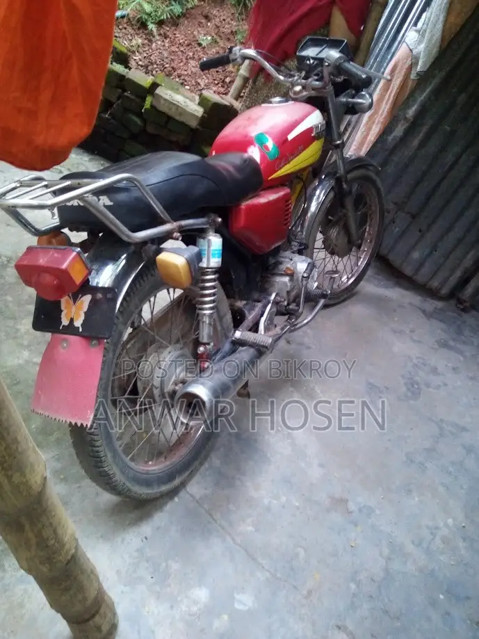 মোটরসাইকেল ১৯৯৭ রেড