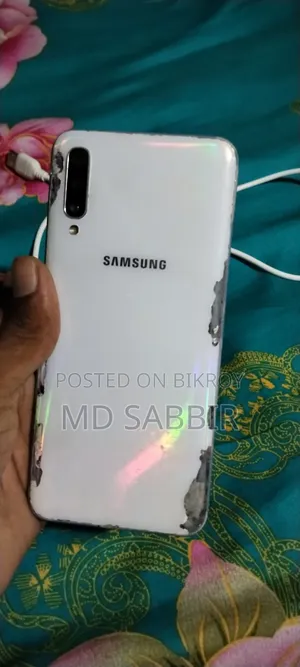 Samsung Galaxy A50 64 GB White