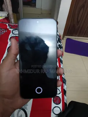 নতুন রিয়েলমি সি৮৫ প্রো ১২৮ জিবি পার্পল