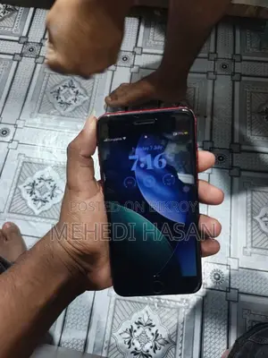 Apple iPhone 8 Plus 64 GB Red