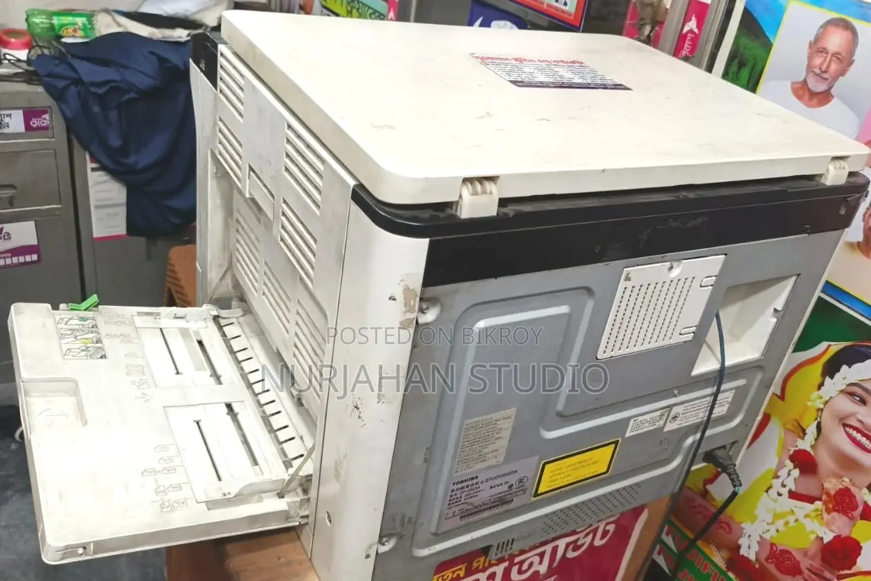 Toshiba E-Studio 2523A Photocopy Machine for Urgent Sale.
