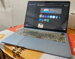 Laptop Apple MacBook Air 16GB Apple M4 SSD 256GB