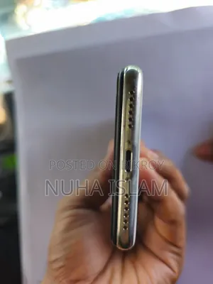 Apple iPhone X 64 GB White