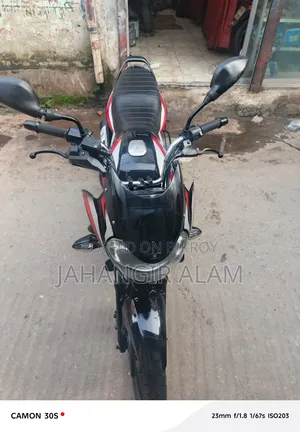 বাজাজ ডিসকভার ১১০ ২০২৪ কালো