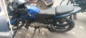 বাজাজ পালসার ১৩৫ এলএস ২০১৮ ব্লু