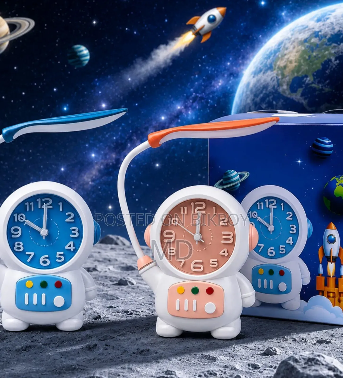 Astronaut Alarm Clock with Study Lamp