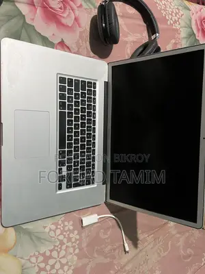Laptop Apple MacBook 2011 8GB Intel Core i7 HDD 750GB