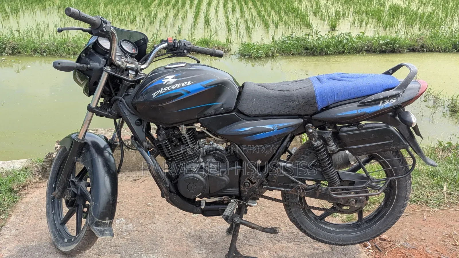 বাজাজ ডিসকভার ১৩৫ ২০০৯ কালো