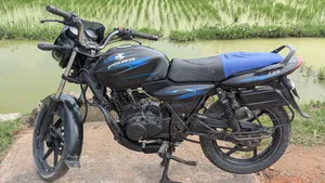 বাজাজ ডিসকভার ১৩৫ ২০০৯ কালো