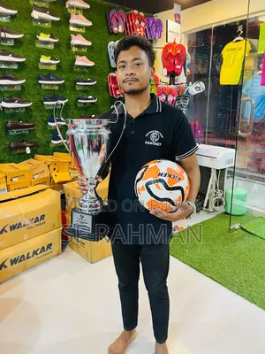 জরুরি চাকরি