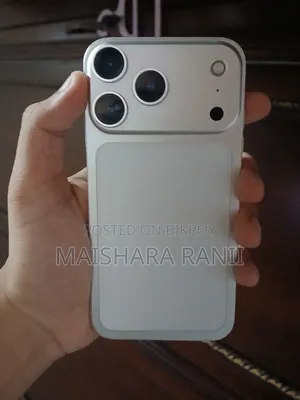Apple iPhone XR 128 GB White