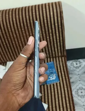 Vivo V27 Pro 128 GB Blue