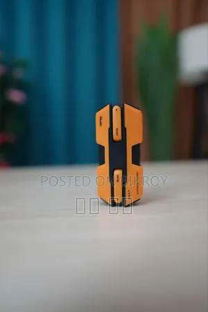K8 ওয়্যারলেস ইয়ারবাডস