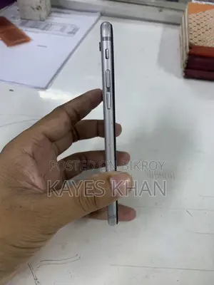 Apple iPhone 6s 32 GB Gray