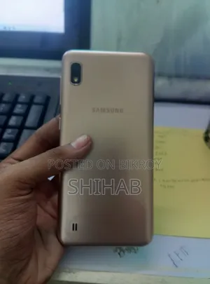 Samsung A10 32 GB Gold