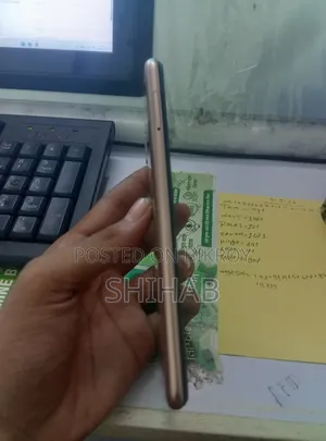 স্যামসাং এ১০ ৩২ জিবি গোল্ড