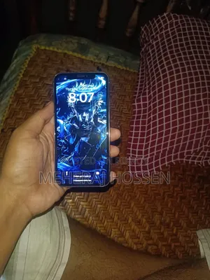 Apple iPhone X 64 GB White