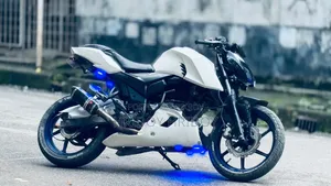 TVS Apache 160 4V 2019 White