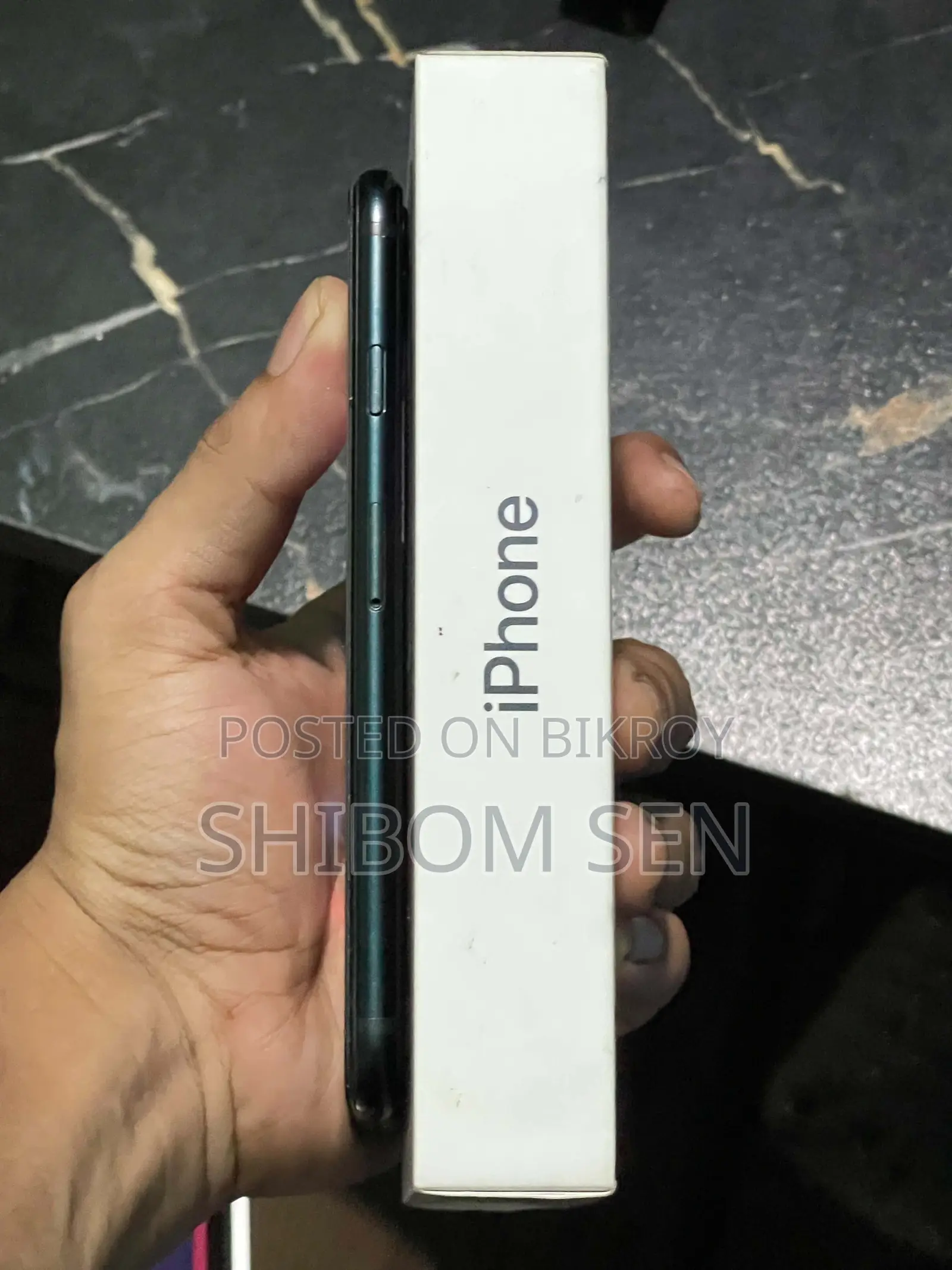 Apple iPhone SE (2022) 64 GB