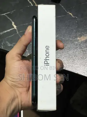 Apple iPhone SE (2022) 64 GB