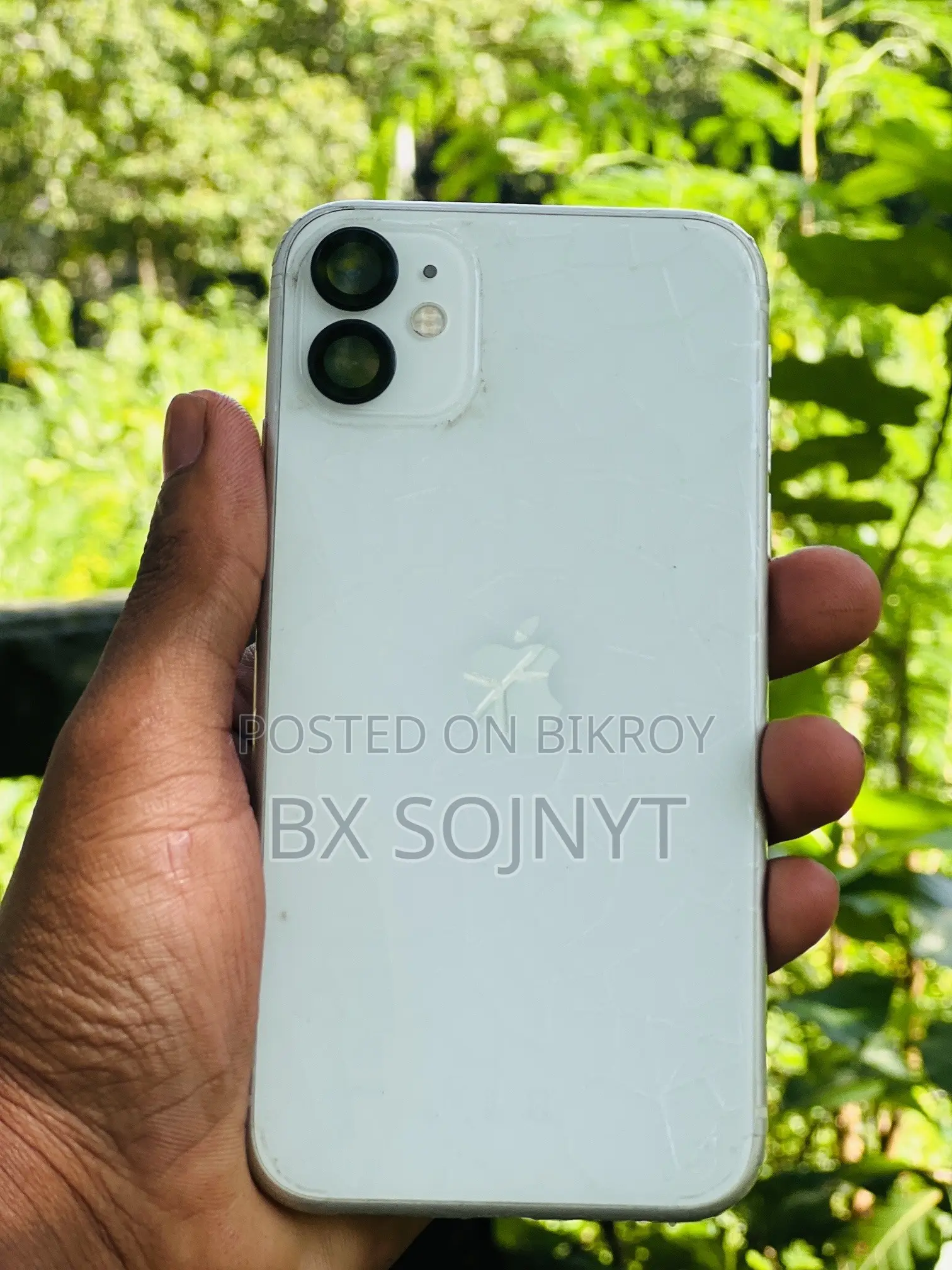 অ্যাপল আইফোন ১১ ৬৪ জিবি হোয়াইট