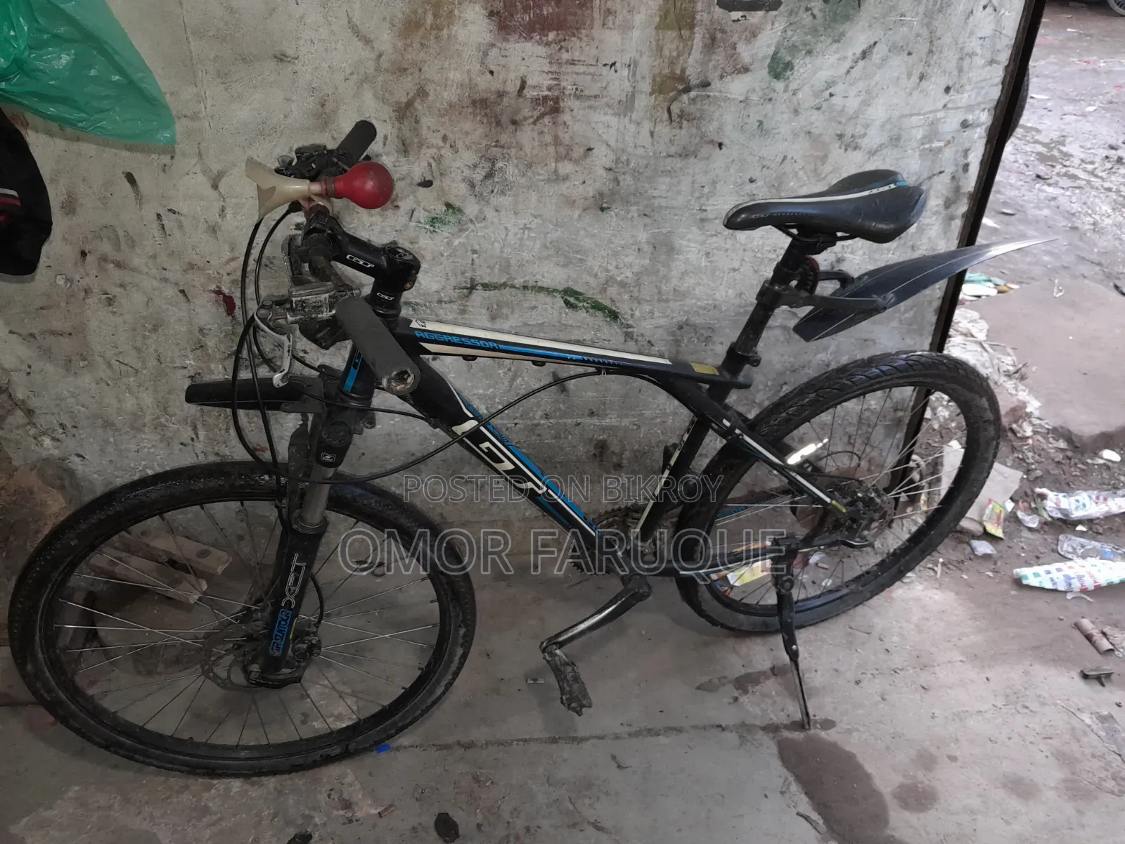 GT Aggressor Mountain Bike - Original Good Condition