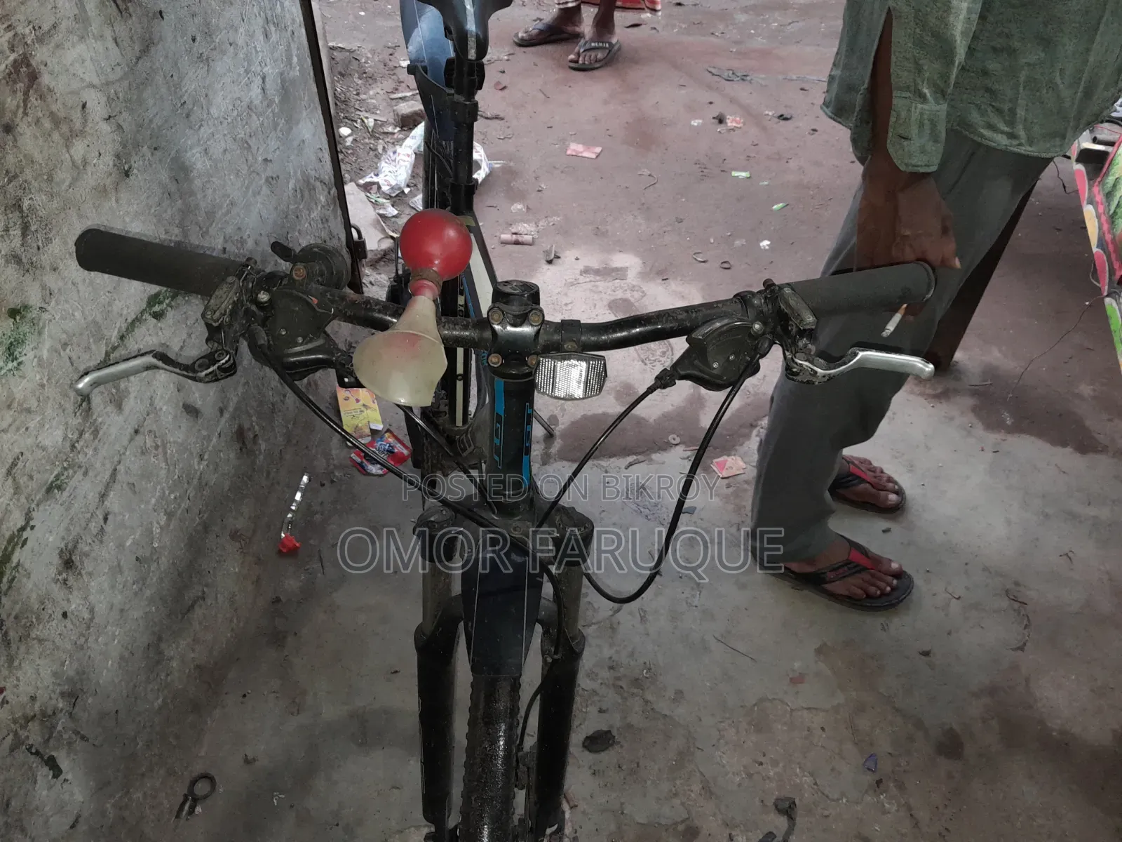 GT Aggressor Mountain Bike - Original Good Condition
