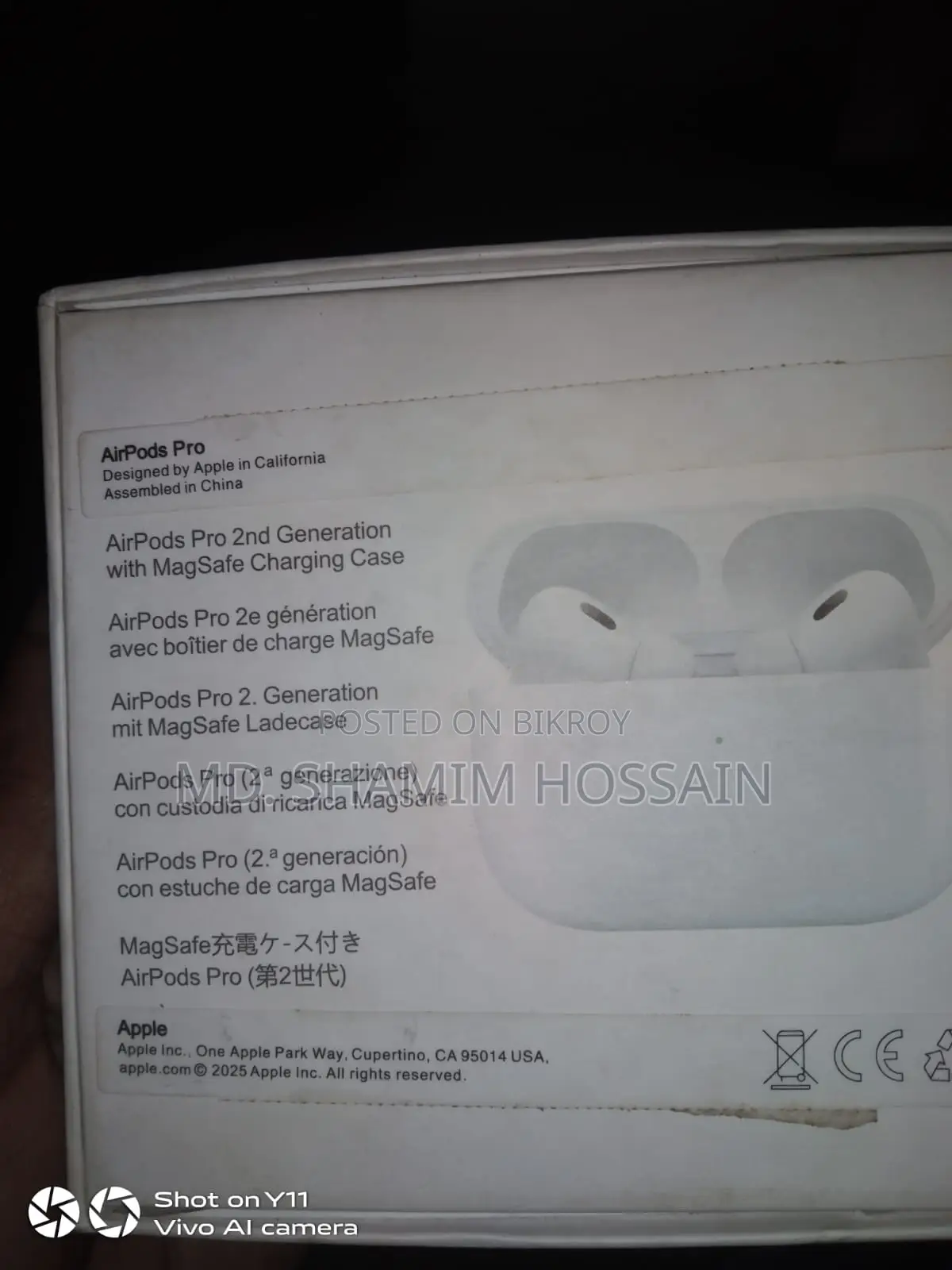 A Good Quality Apple Company Earbud for Sale.