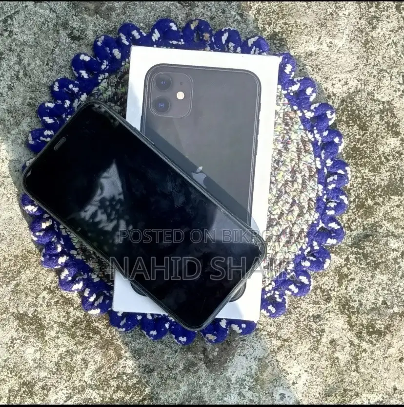 Apple iPhone 11 64 GB Black