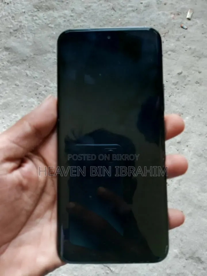 টেকনো স্পার্ক ৪০ প্রো+ ২৫৬ জিবি সিলভার