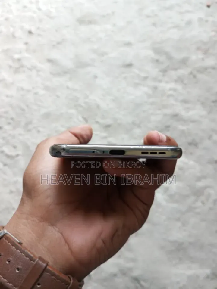 টেকনো স্পার্ক ৪০ প্রো+ ২৫৬ জিবি সিলভার