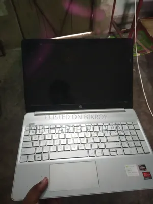 Laptop HP 15s 8gb Amd Ryzen 3 SSD 512gb