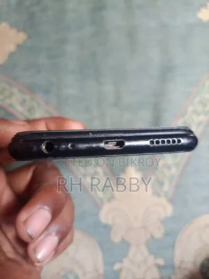 ভীভো ওয়াই১৭ ২৫৬ জিবি ব্লু