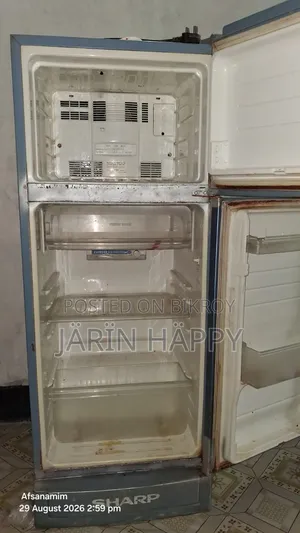 ৮ সিএফটি শার্প ফ্রিজ