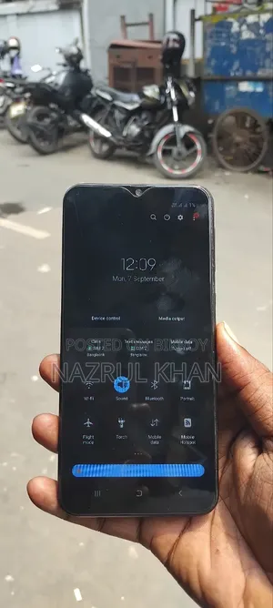 Samsung Galaxy M21 64 GB Black