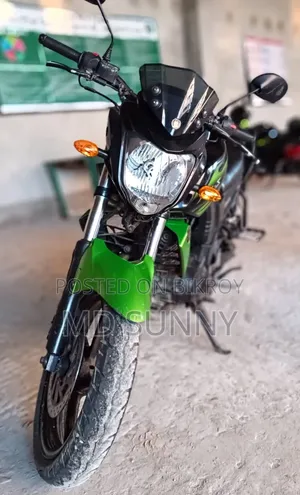 Yamaha FZ ২০১২ কালো