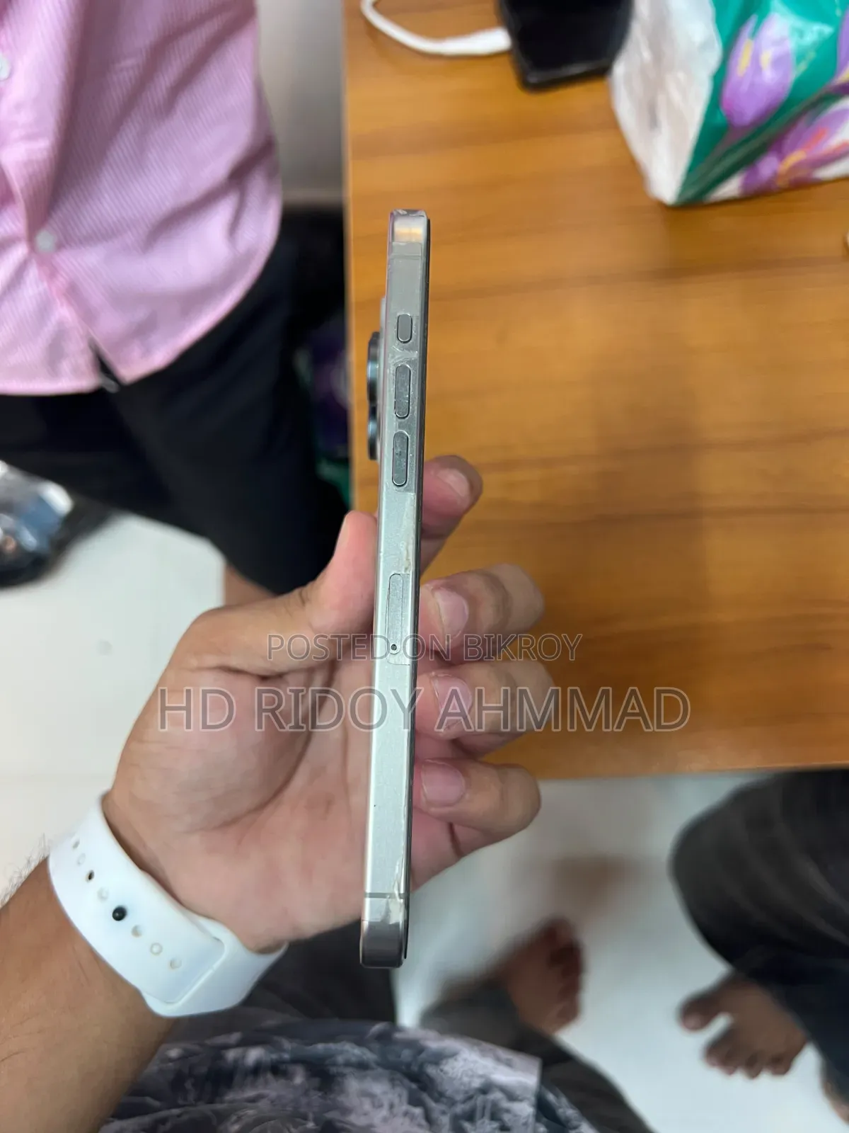 অ্যাপল আইফোন ১৫ প্রো ম্যাক্স ২৫৬ জিবি সাদা
