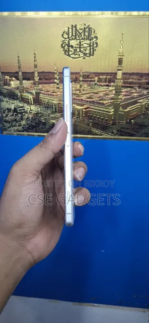 সনি এক্সপেরিয়া ১ মার্ক ২ ১২৮ জিবি সিলভার