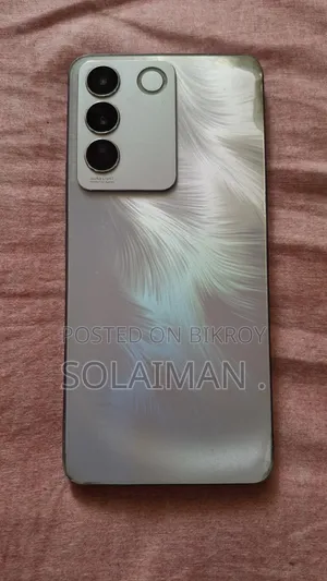 Vivo V27e 256 GB Purple