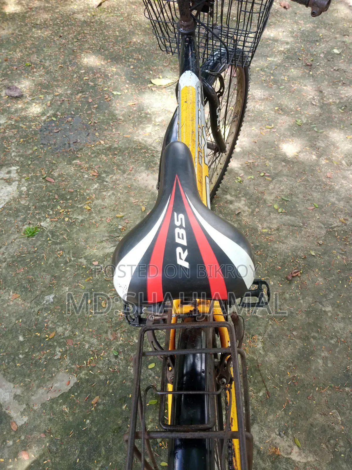 Old cycle for sale, looks like new