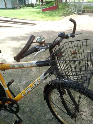 Old cycle for sale, looks like new