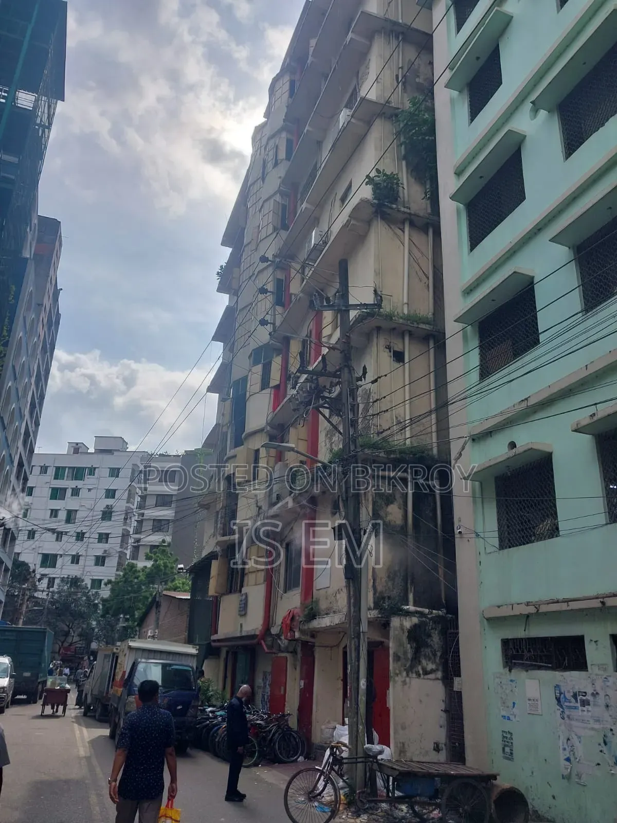 মিরপুর-০৭ এ বাণিজ্যিক ভবন ভাড়া হবে।
